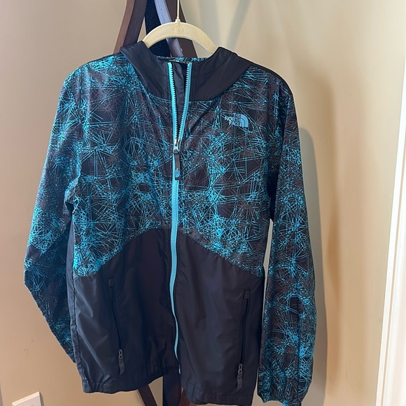 THE NORTH FACE FLURRY WIND HOODIE BOYS - Picture 1 of 3